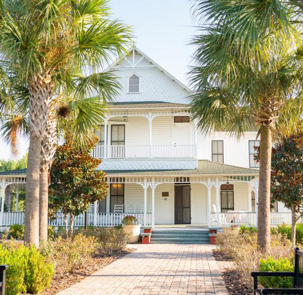 The historic Withers-Maguire House at Ocoee Lakeshore Center venue for weddings and events that was photo by Golden View Video Co.