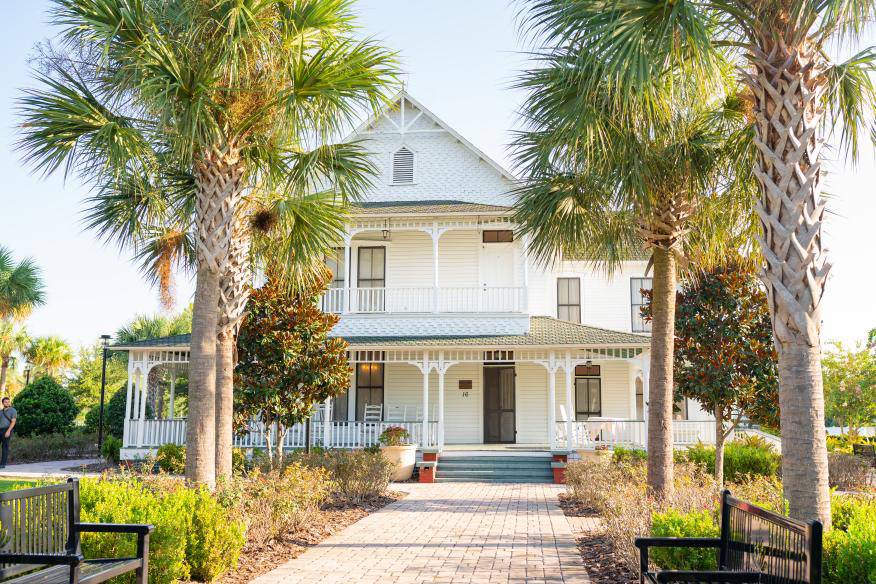 The historic Withers-Maguire House at Ocoee Lakeshore Center venue for weddings and events that was photo by Golden View Video Co.