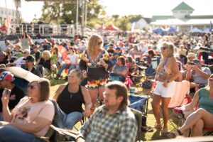 Revelers-at-Ocoee-Music-Fest