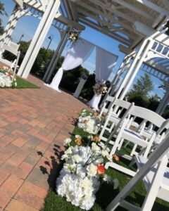 Day vs. Night Weddings- How Your Decor Should Change-5